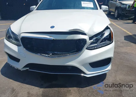 2014 Mercedes-Benz E 350 4Matic z USA, uszkodzony, nr VIN WDDHF8JB1EB044865